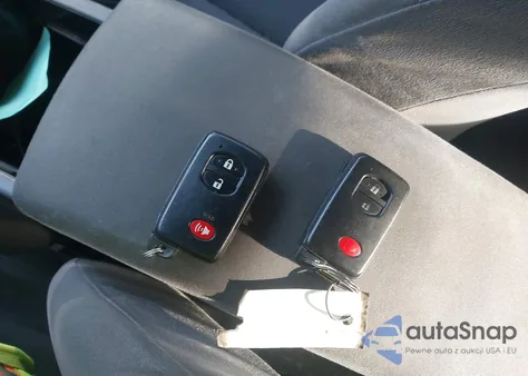 2010 Toyota Prius Ii from USA, damaged, VIN JTDKN3DU3A0080016